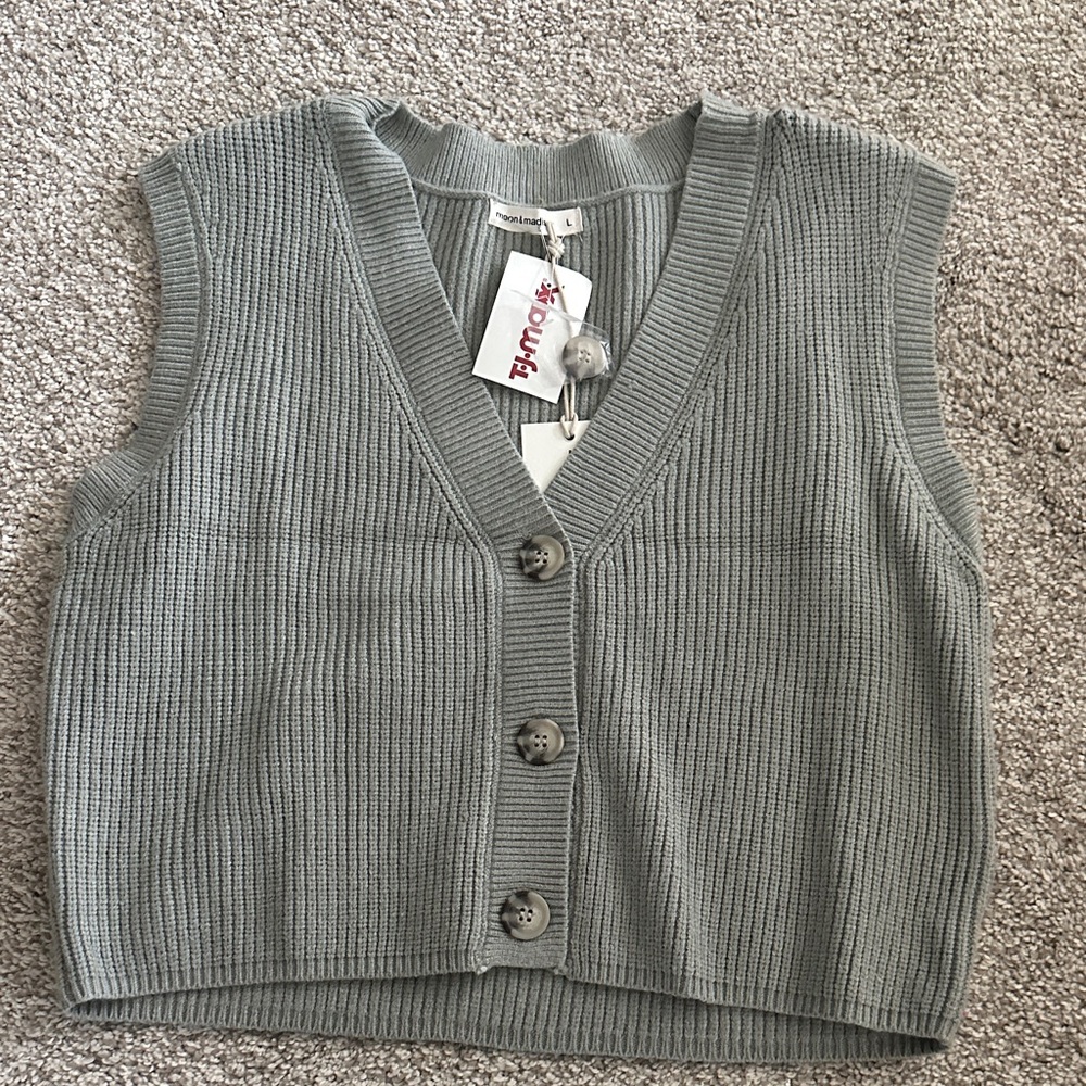 moon & madison Gray/green V-Neck Sweater Vest